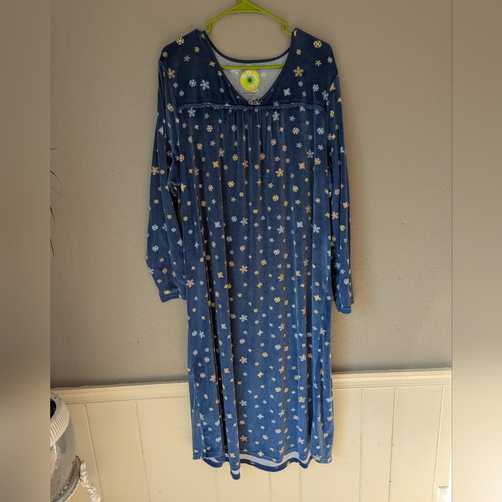 White Orchid Women's Winter Snowflake  Blue Nightgown 1x